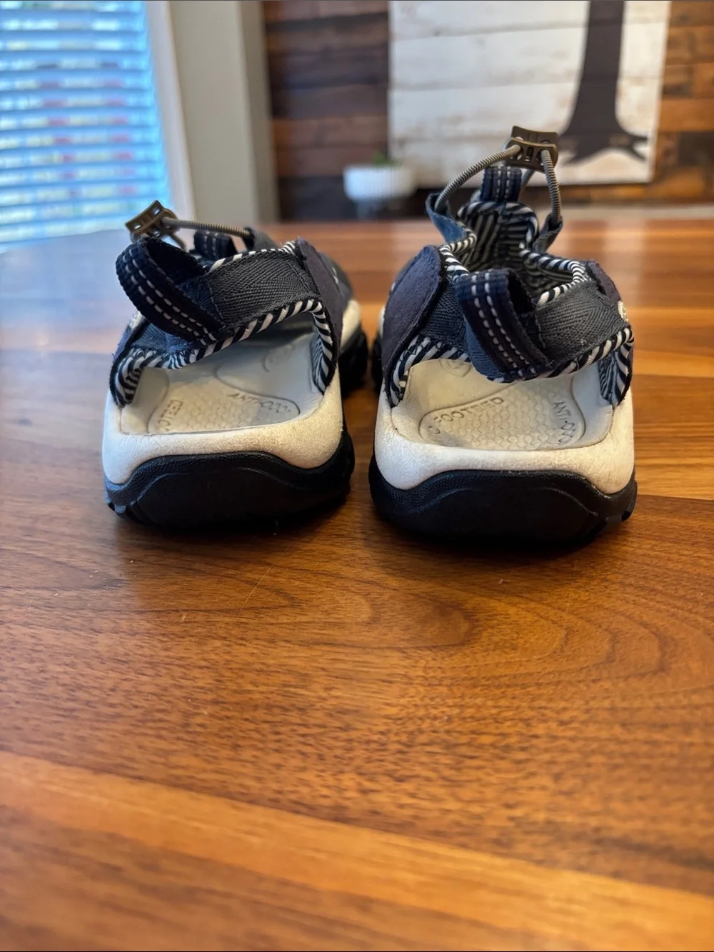Keen Blue White Newport Water Sandals Women’s Size 7